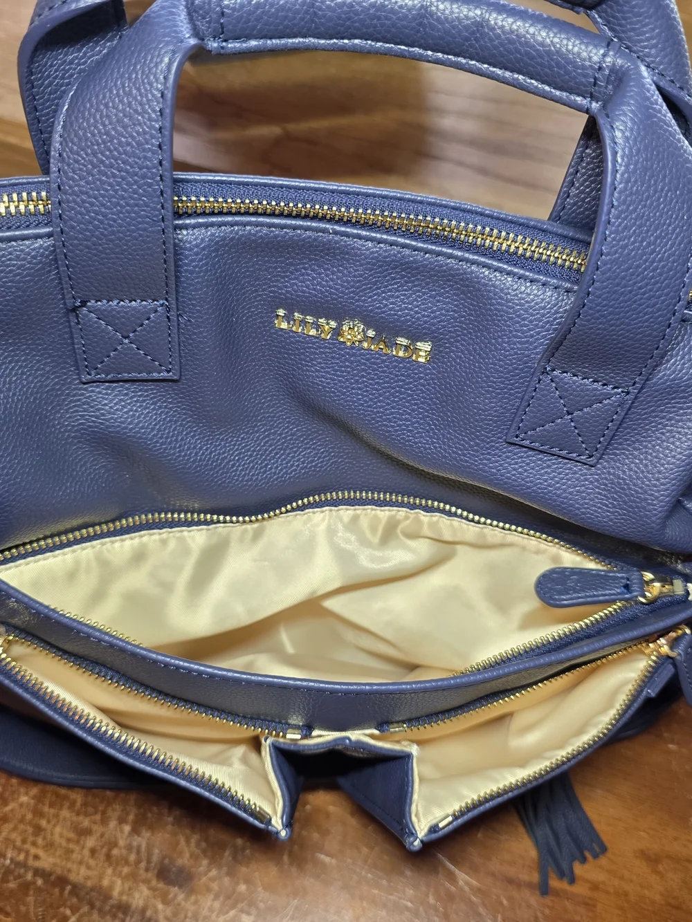 Lily Jade Caroline Navy Blue Pebbled Vegan Leather Convertible Diaper Bag/Tote👜 - Picture 4 of 16